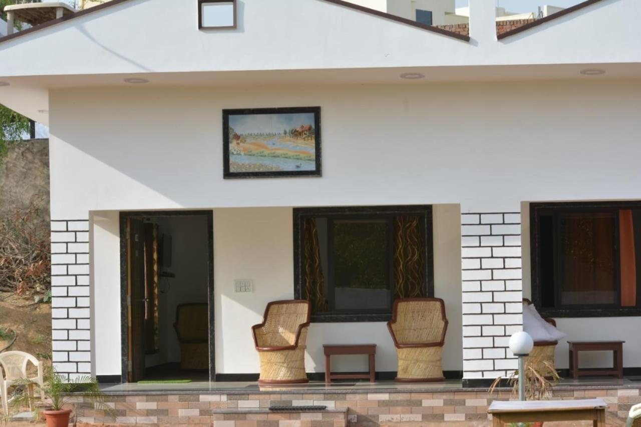 Mango Tree Resort 布什格尔 外观 照片